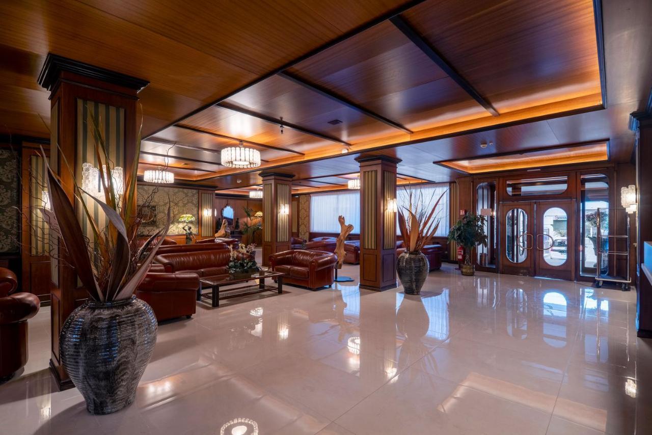 Hotel Delle Palme Lecce Dış mekan fotoğraf