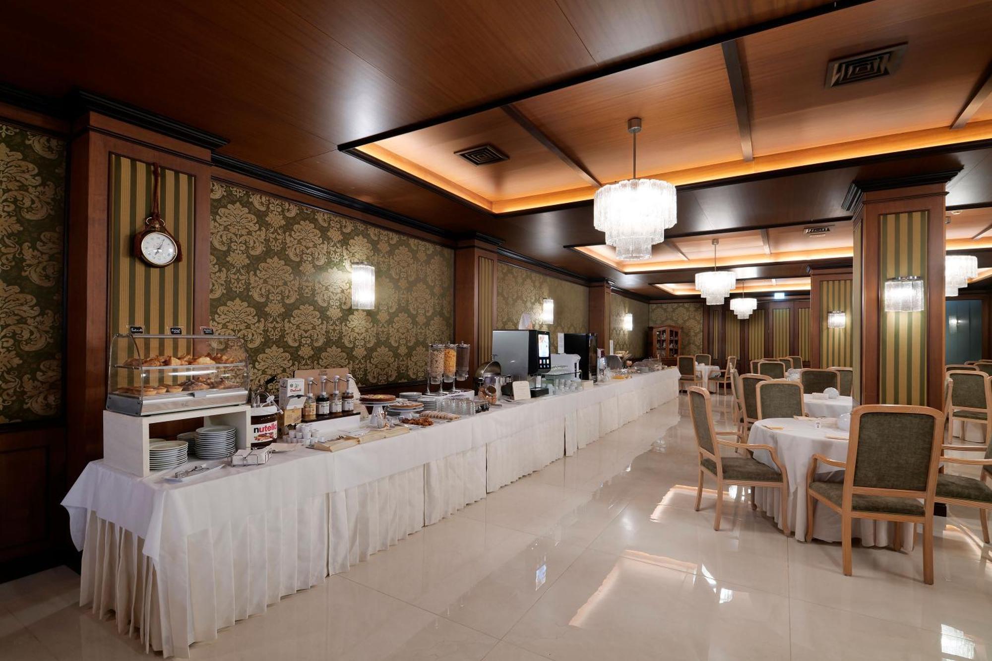 Hotel Delle Palme Lecce Dış mekan fotoğraf
