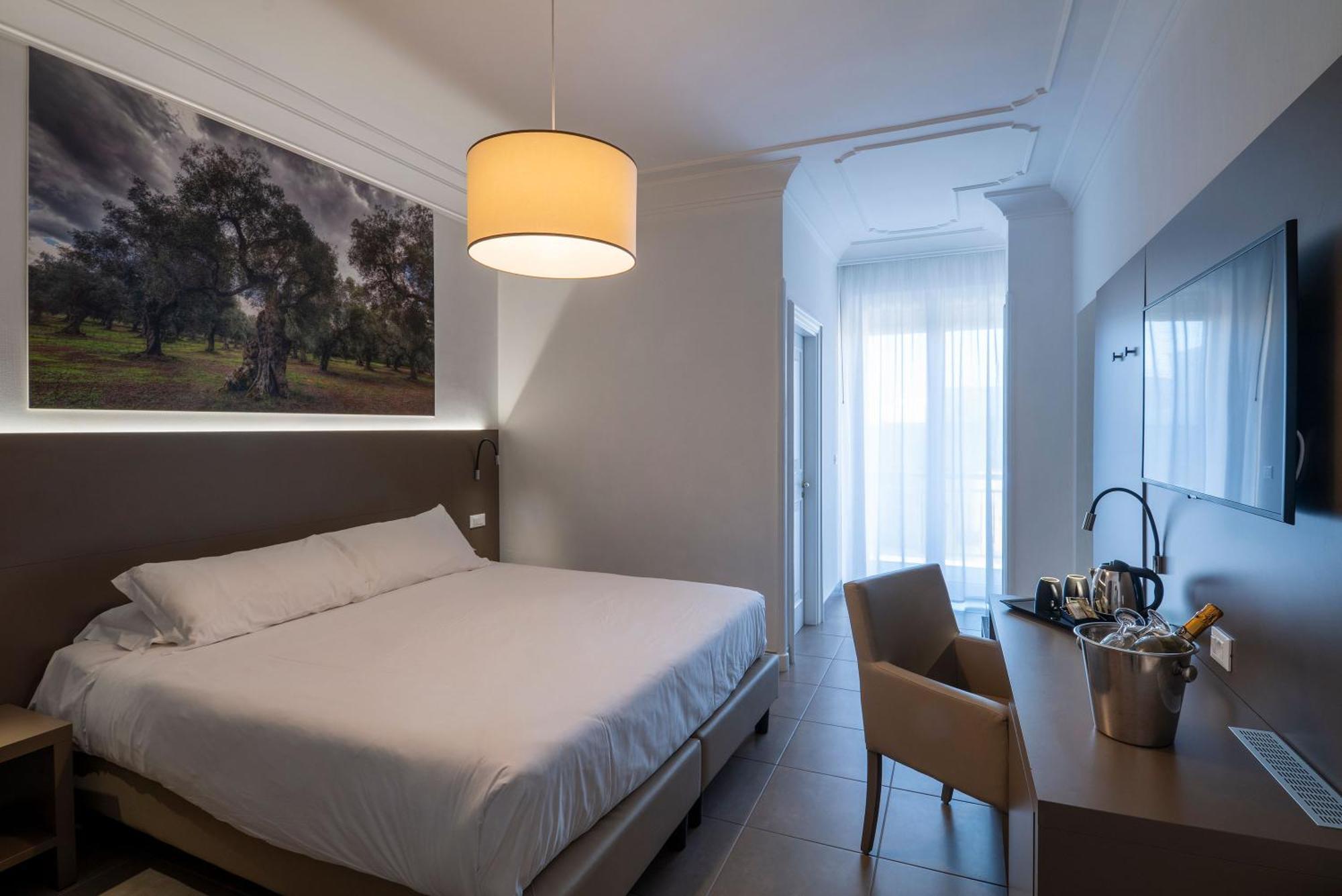 Hotel Delle Palme Lecce Dış mekan fotoğraf