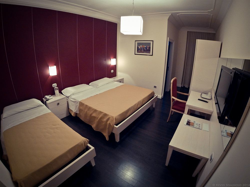 Hotel Delle Palme Lecce Dış mekan fotoğraf